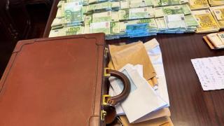 Dinero intervenido en esta operación policial.