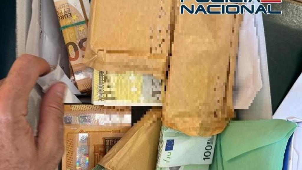Una imagen facilitada por la Policía Nacional sobre el dinero intervenido.