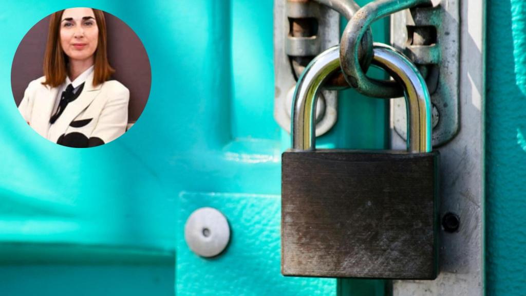 Montaje sobre okupas con la abogada Alegría Cuevas.