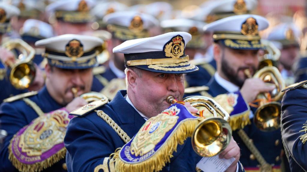 Imagen de uno de los músicos de la Semana Santa de Sevilla.