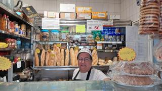 Begoña Bravo en su panadería