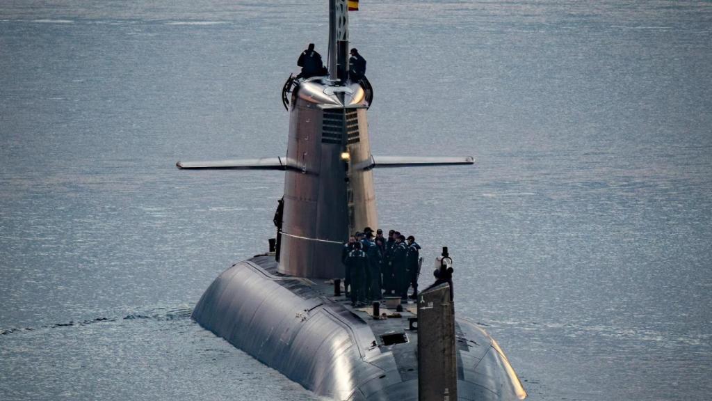El s-81 Isaac Peral, en plena maniobra OTAN en los últimos días en la Bahía de Cádiz.