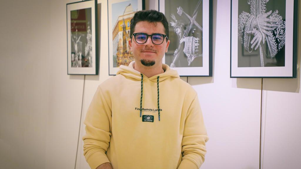 El fotógrafo y cofrade salmantino Alejandro Pérez en una entrevista para EL ESPAÑOL de Castilla y león