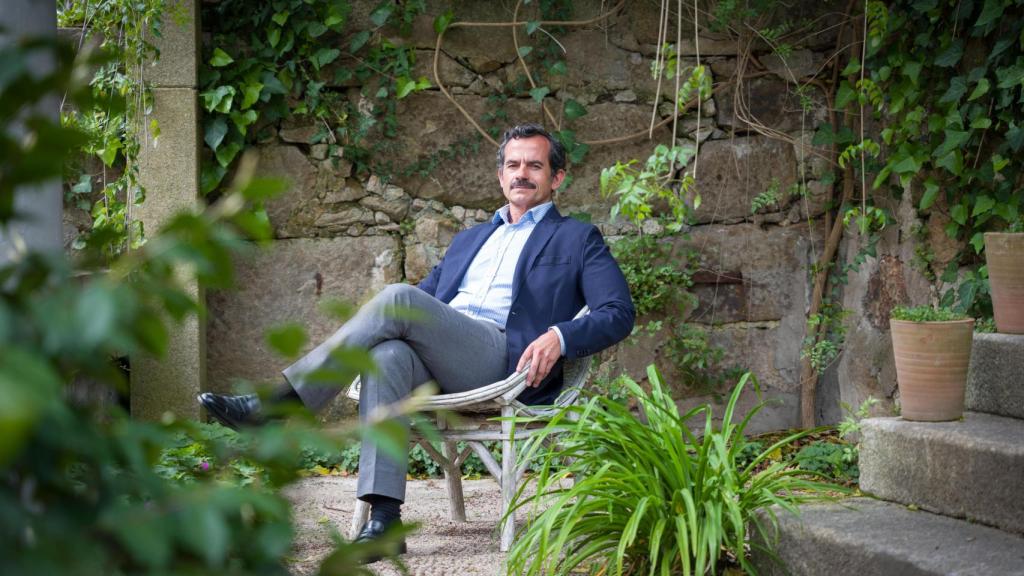 El paisajita Moraime en el jardín, su zona favorita de Massarelos House.