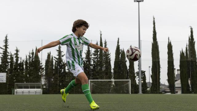 Sito en el campo de fútbol de El Tomillar