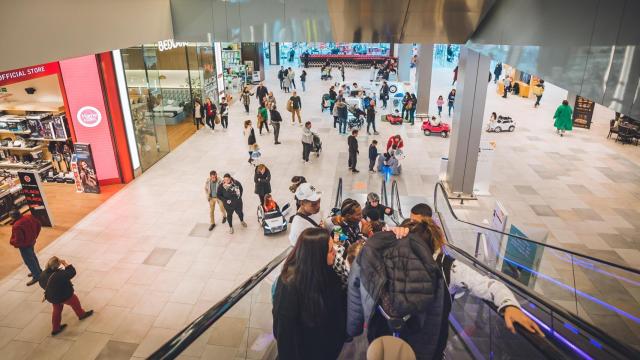 Vista interior del Centro Comercial Vialia Vigo