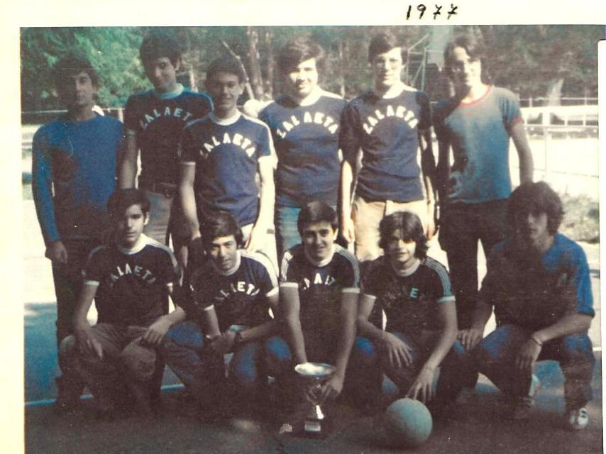 Equipo de los inicios de Zalaeta.