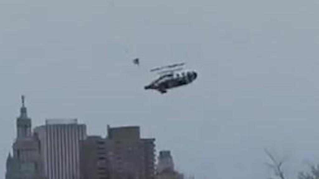 Helicóptero Bell 206L-4 LongRanger IV accidentado en Nueva York