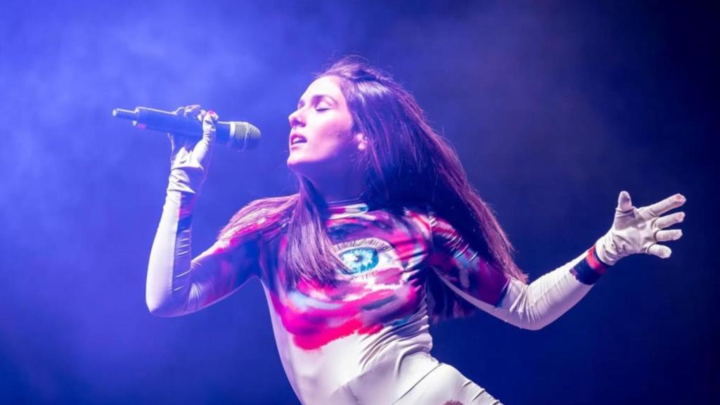 Sabela durante uno de sus conciertos.