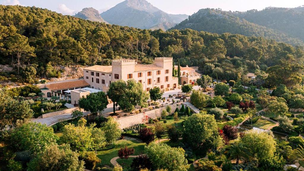 CastellSonClaret_Hero