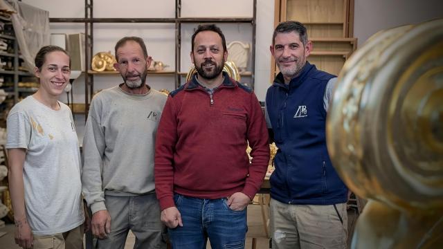 Parte de los trabajadores de los talleres.