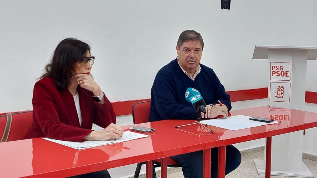 Obdulia Taboadela, diputada socialista en el Congreso, y Julio Abalde, diputado autonómico del PSdeG.