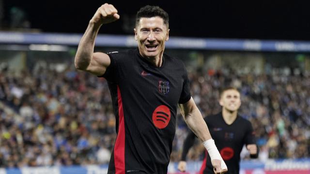 Lewandowski celebra el gol en propia de Jorge Sáenz en la victoria ante el Leganés.