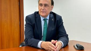 Villamandos, consejero de Universidad, durante la entrevista.