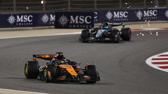 Oscar Piastri lidera la carrera del GP de Baréin con Russell en segunda posición.