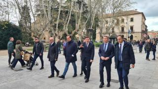 Visita sorpresa de Feijóo a Salamanca: conoce La Borriquilla de la mano de Mañueco