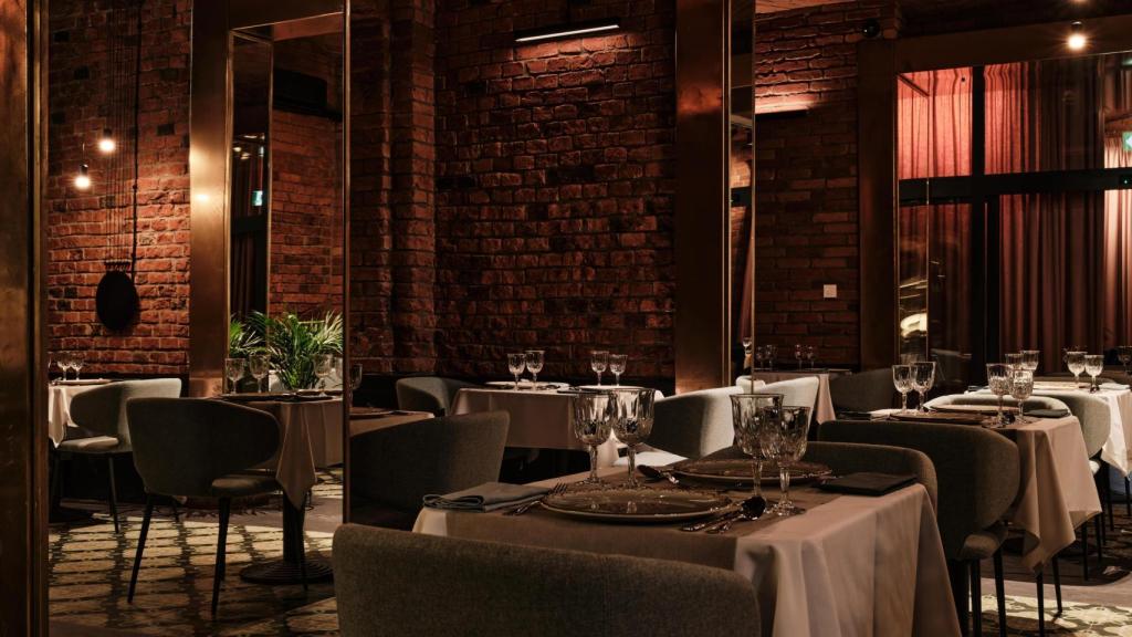 La sala del restaurante Wierzbowa.