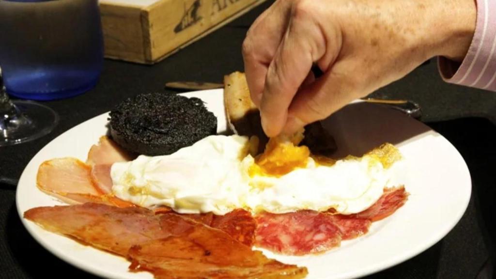 Dos y pingada, plato zamorano infalible para la Semana Santa.