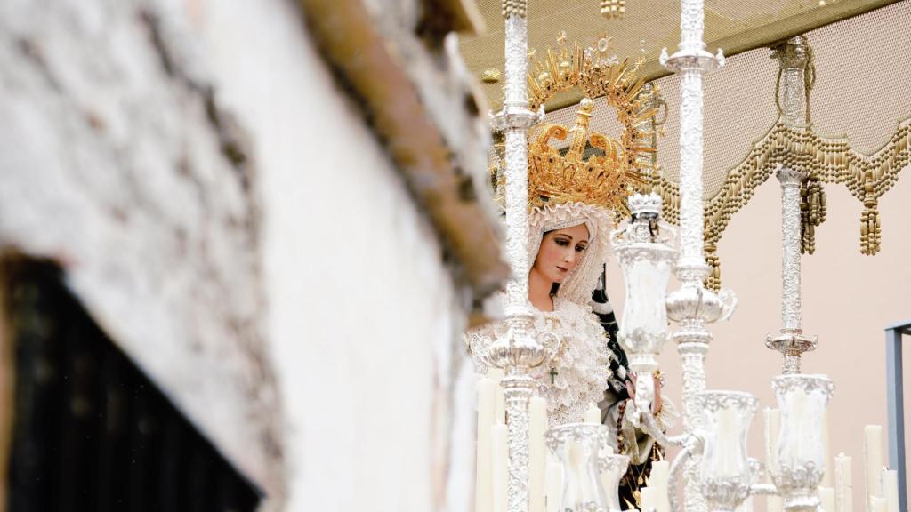 Ilusión, alegría y muchos niños | La procesión de Pollinica, en imágenes