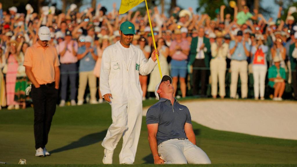 Rory McIlroy celebra con rabia nada más proclamarse ganador del Masters de Augusta