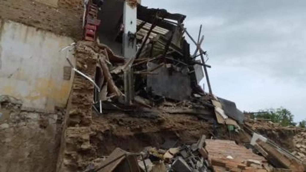 Derrumbe en el barrio de San Antón por la intensa borrasca.