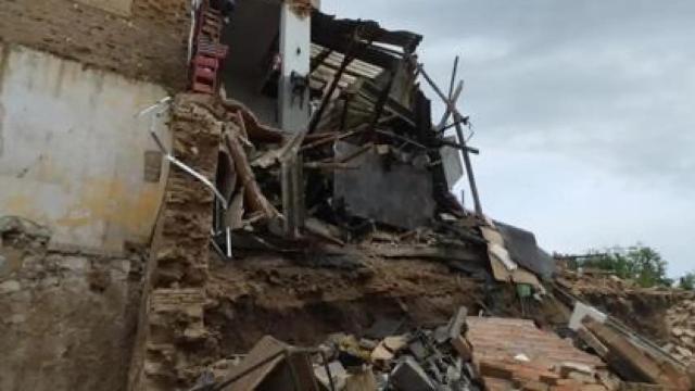 Derrumbe en el barrio de San Antón por la intensa borrasca.