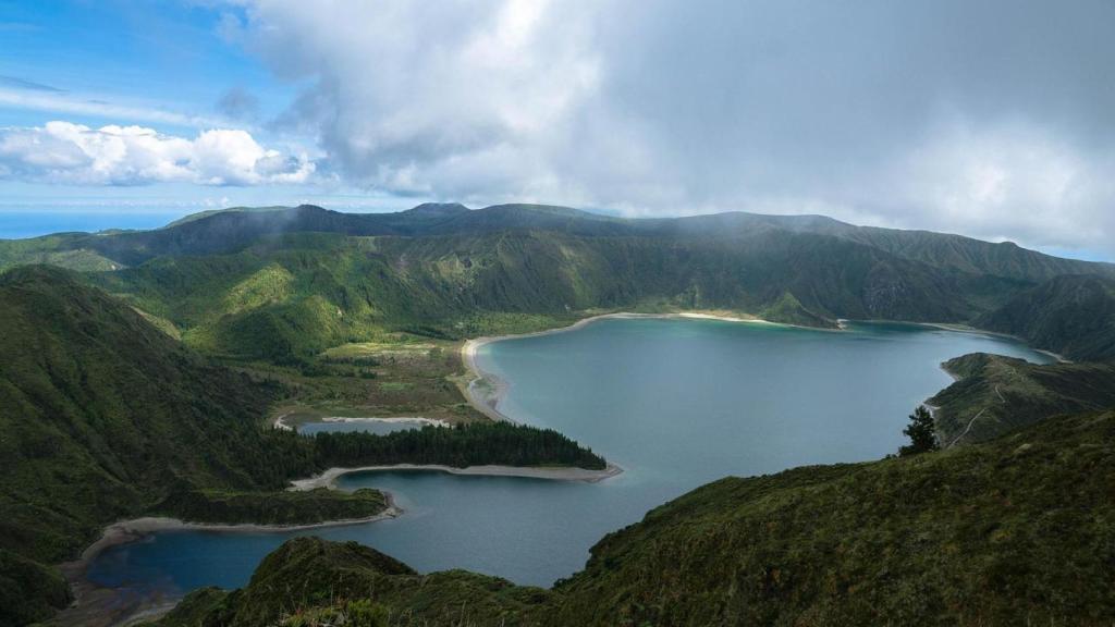 Lagoa do Fogo