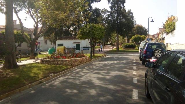 Detenido un conductor que se dio a la fuga en Las Lagunas por atentar y desobedecer a los agentes.