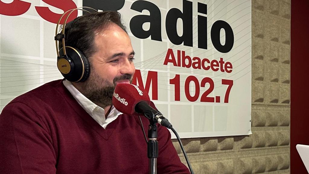 El presidente del Partido Popular de Castilla-La Mancha, Paco Núñez, durante su entrevista.