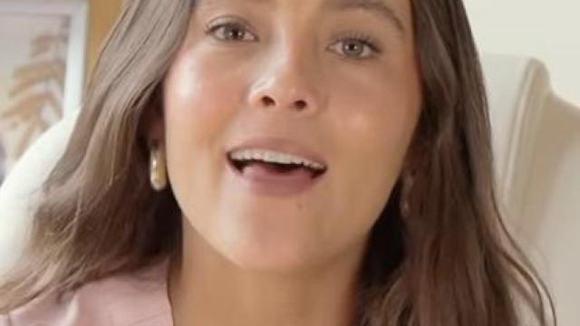 ⁠Laura Londoño, veterinaria: Muchas personas vacunan únicamente a los cachorros y luego cuando van pasando los años...