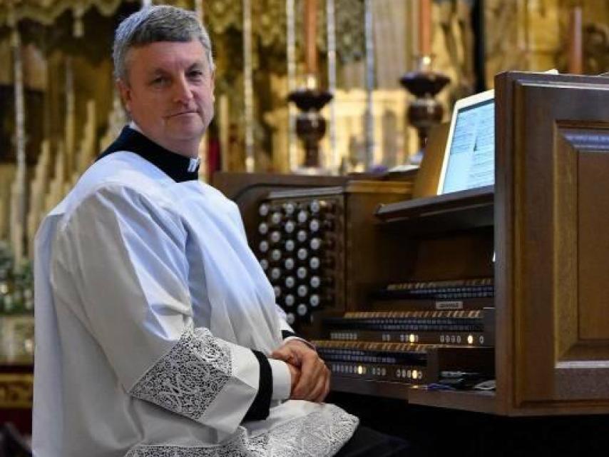 Ángel H. R. es conocidísimo en Jerez y en su ámbito musical en toda España.