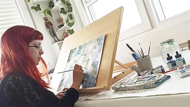 Sonia Sanz Escudero trabajando.