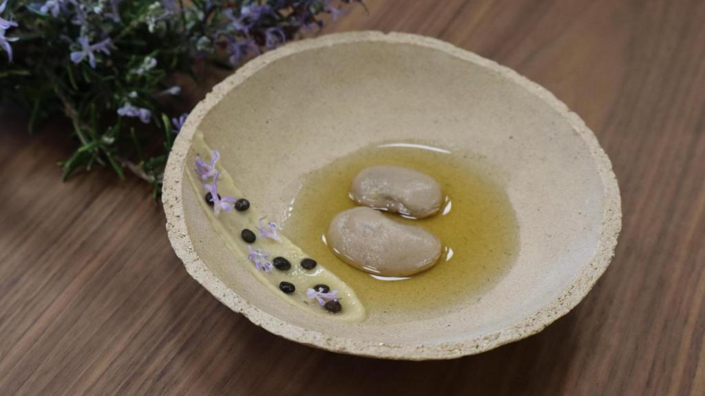 Tapa 'Conejo y Legumbres de Castilla y León' del chef Jorge Asenjo