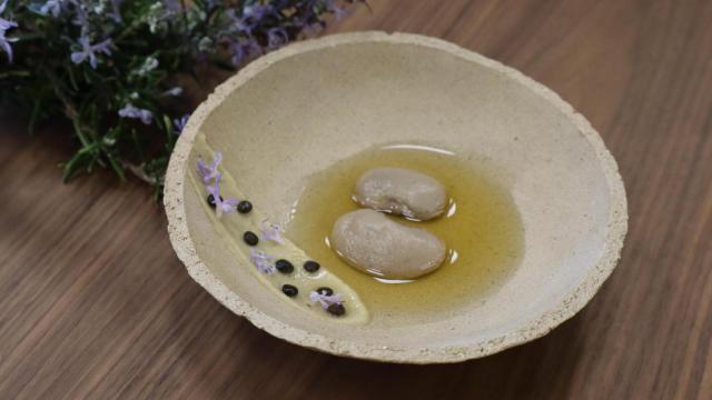 Tapa 'Conejo y Legumbres de Castilla y León' del chef Jorge Asenjo