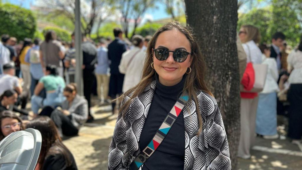 María, enfermera de Tomares.