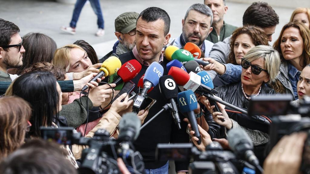 El presidente de la Diputación de Valencia, Vicente Mompó, a su llegada a la Ciudad de la Justicia. Rober Solsona / Europa Press