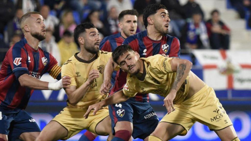 1-0 | El Málaga continúa sigue pagando su penitencia en Huesca