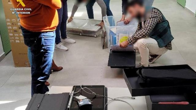 El registro de la Guardia Civil en la operación Empréstito.