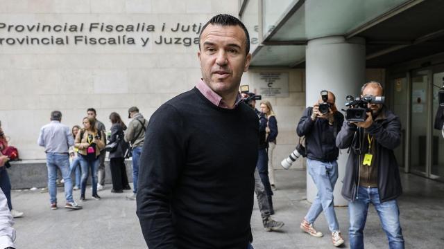 Vicente Mompó, a su llegada a declarar como testigo, en la causa que investiga la gestión de la dana, en la Ciudad de la Justicia. Rober Solsona/Europa Press