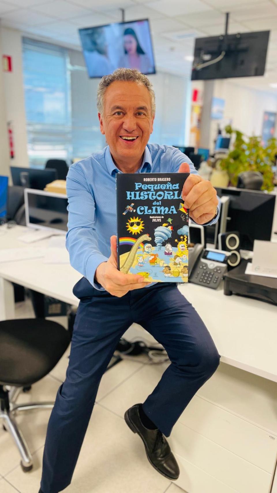 Roberto Brasero y su libro