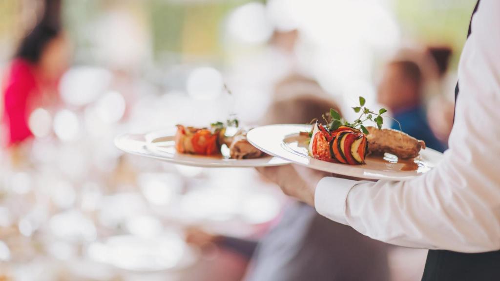 Radiografía de la hostelería en Galicia: Cerca del 35% de los empleados son extranjeros o con doble nacionalidad