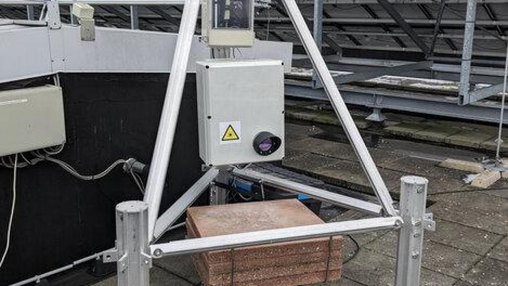 Emisor de infrarrojos para transmitir datos de forma inalámbrica