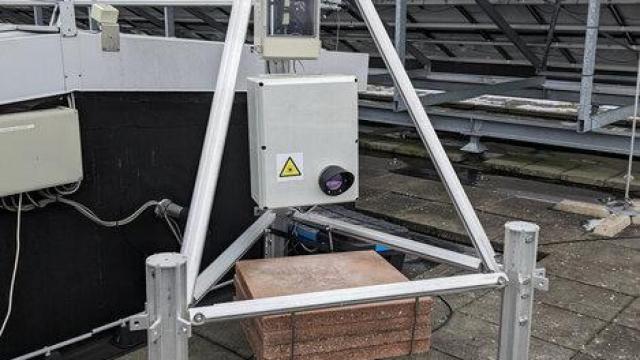 Emisor de infrarrojos para transmitir datos de forma inalámbrica