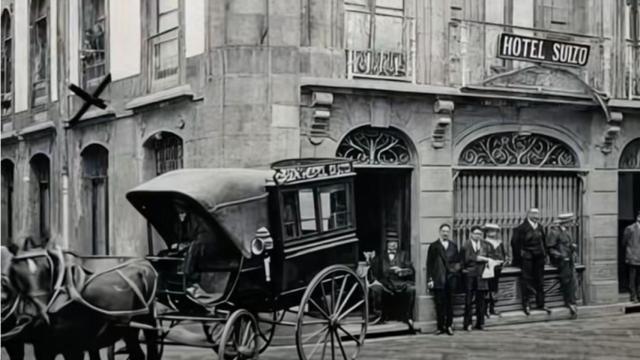 Fotograma del Hotel Suizo, en Santiago.