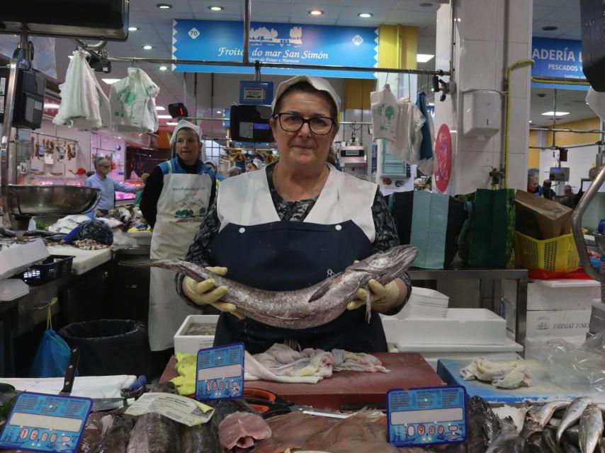 María del Carmen, en su puesto en el Mercado de O Calvario