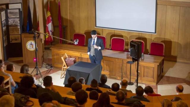 Un momento del festival de magia celebrado en Valladolid