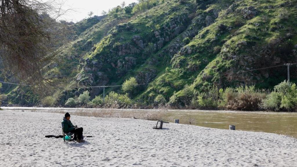 Imagen de la 'playa' de Tenerías surgida a orillas de Tajo