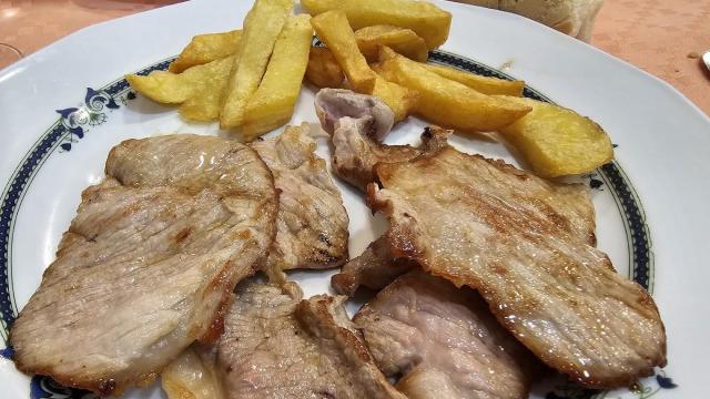 Uno de los platos de El Amigo (Ocaña).