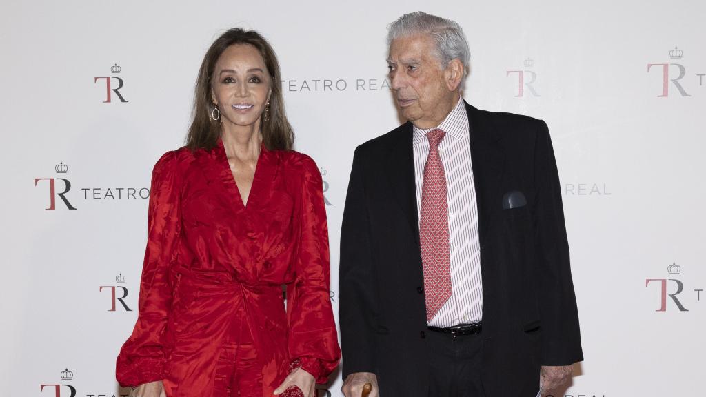 La reina de corazones y el Nobel, en el Teatro Real, en una de sus últimas imágenes públicas.