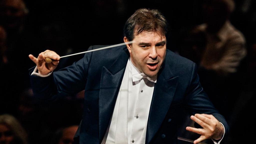 El director milanés Daniele Gatti. Foto: Anne Dokter